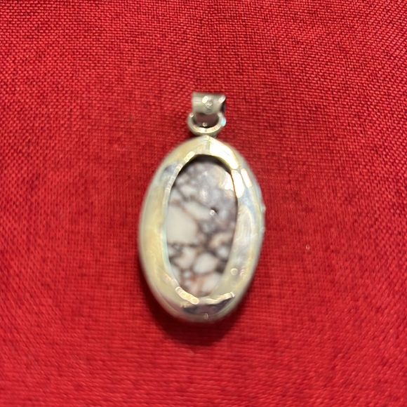 WILD HORSE NEW Sterling silver wild horse pendant - Picture 2 of 8